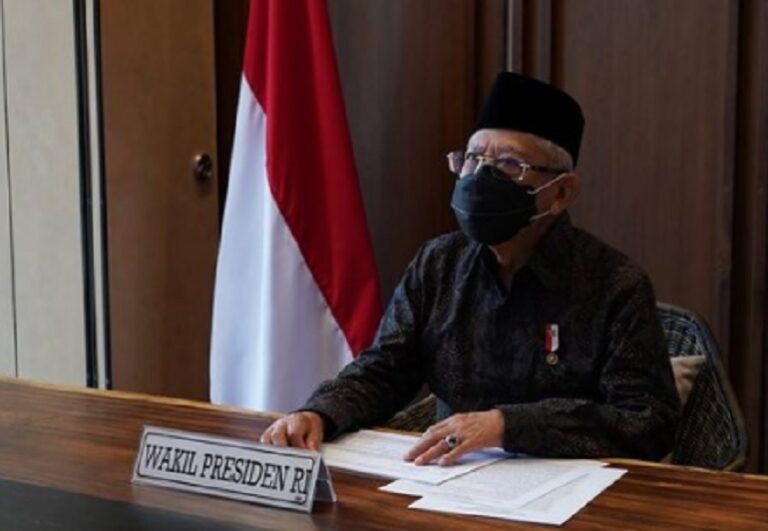 Ma’ruf Amin Minta Seluruh Instansi Masifkan Vaksinasi