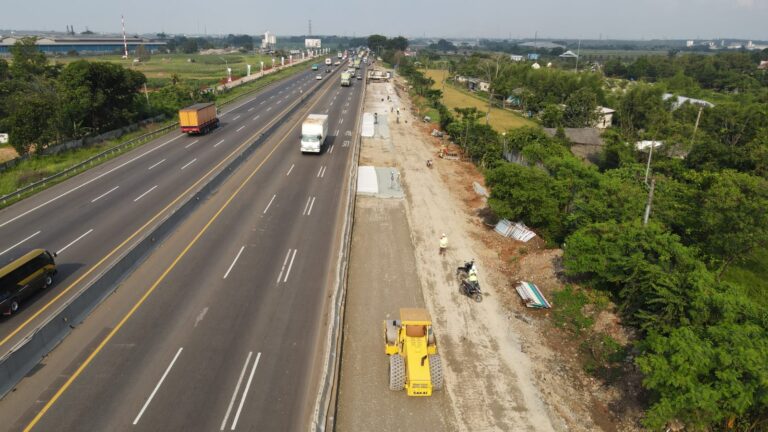 Jasa Marga Lakukan Pelebaran Jalan Tol Jakarta-Cikampek dari Dawuan Hingga Karawang Timur