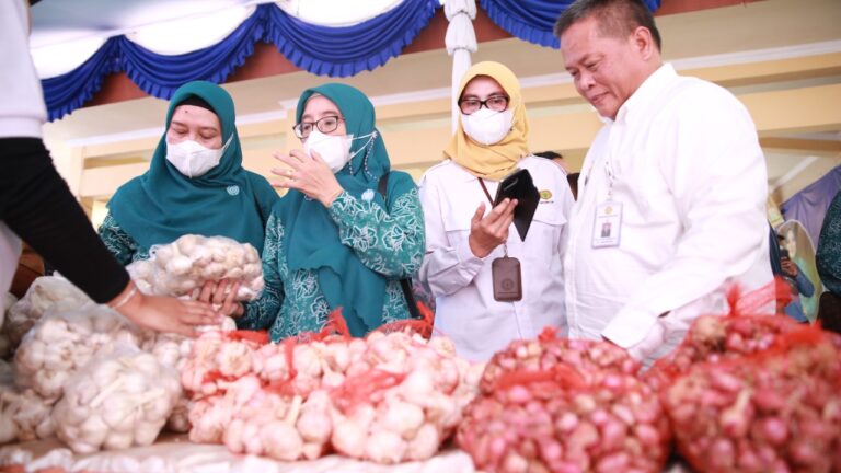 Kementan Pantau Gelar Pangan Murah di Lamongan, Ketersediaan Beras Surplus