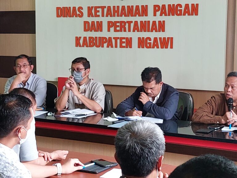 Tim Kementan Bersama Kostraling dan Bulog Kunjungi Ngawi Gerakkan Serap Gabah