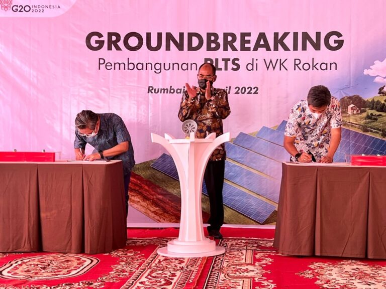 Groundbreaking Pembangunan PLTS Berkapasitas 25 MW