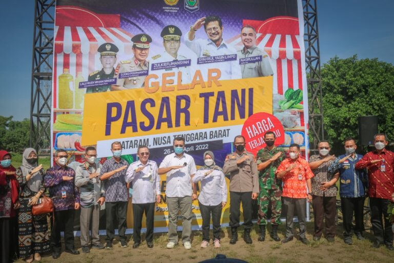 Jelang Lebaran, Kementan Gelar Pasar Tani Penuhi Kebutuhan Pangan Masyarakat NTB
