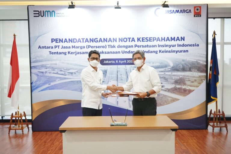 Jasa Marga dan PII Teken MoU Program Sertifikasi Insinyur Profesional dan Perolehan STRI
