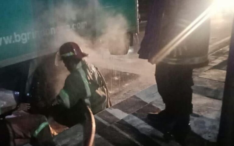 Sempat Bikin Heboh, Ini Penyebab Truk Terbakar di Cimanggis Depok