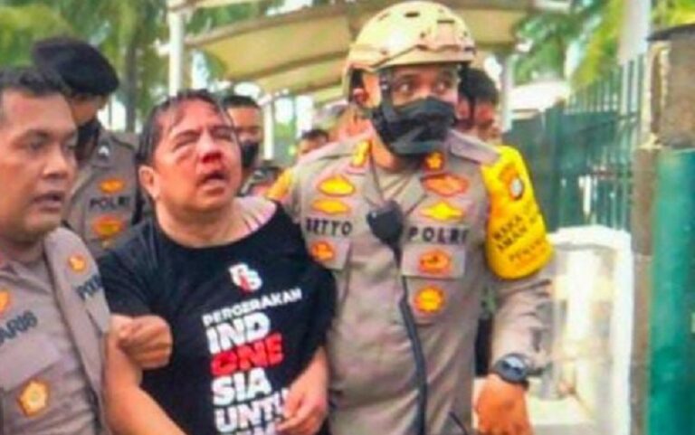 Aparat Didesak Tangkap dan Adili Semua Penyerang Ade Armando