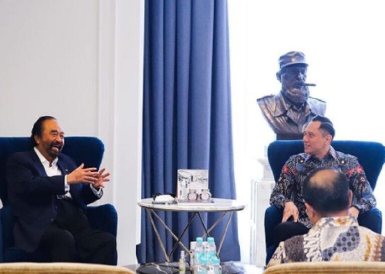 AHY Puji Surya Paloh Politikus Senior dengan Rekam Jejak Moncer