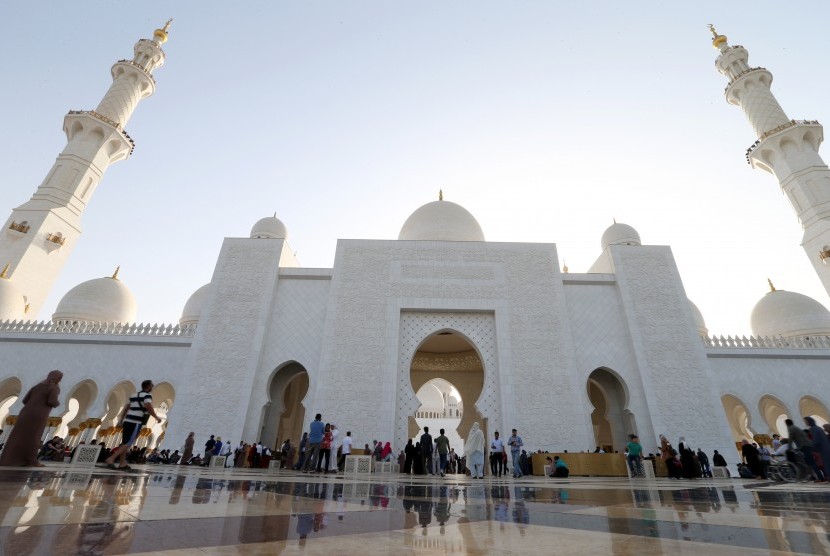 Masa Seleksi Imam Masjid untuk UEA Diperpanjang Hingga 30 Mei 2022