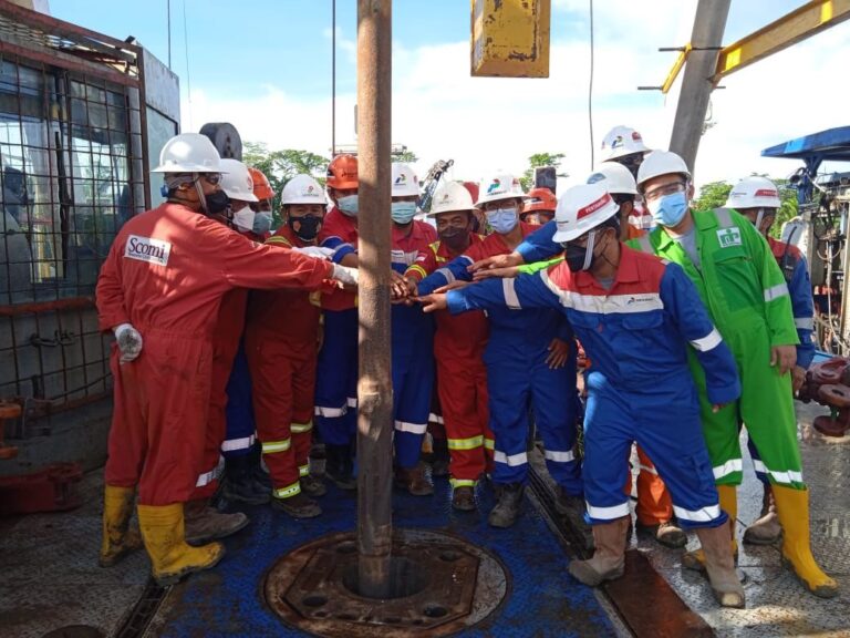 Dorong Peningkatan Produksi, Sinergi Pertamina EP Papua Field-PDSI Sukses Bor Sumur SLW A9X