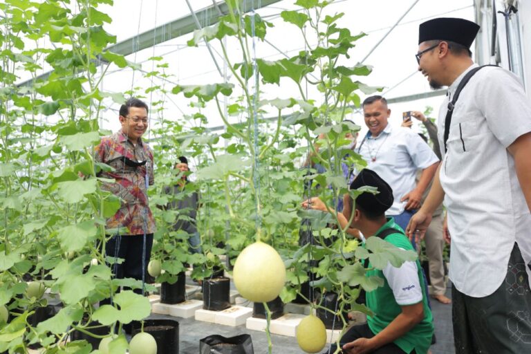 Inkubasi Koperasi Menggerakan Ekonomi Pondok Pesantren