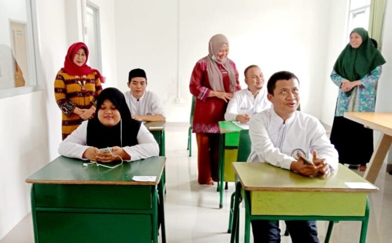 Seleksi Beasiswa Santri Berprestasi Diikuti Anak Berkebutuhan Khusus
