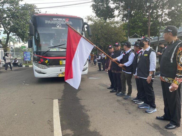 Kementerian Agama Berangkatkan 325 Petugas Haji ke Arab Saudi
