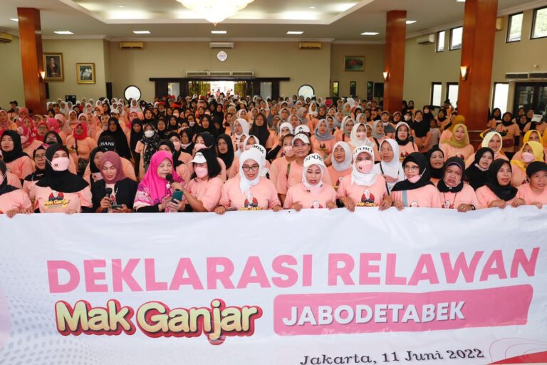 Ribuan Emak-emak Jabodetabek Deklarasi Dukung Ganjar jadi Presiden