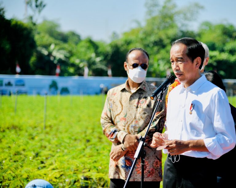 Jokowi Instruksikan Kemlu Urus Proses Pemulangan Jenazah Eril