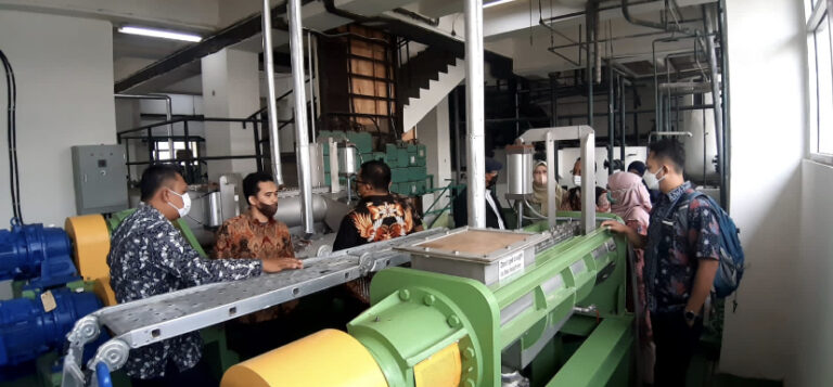 Balai Kemenperin Kembangkan Teknologi Alternatif Bahan Baku Kertas
