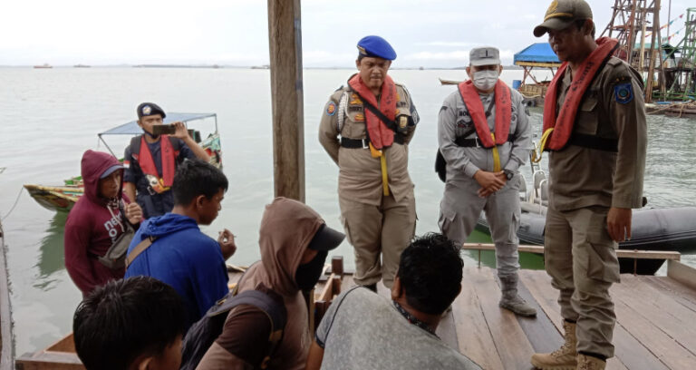 Bakamla RI Tertibkan Penambang Timah Ilegal di Perairan Belinyu Bangka