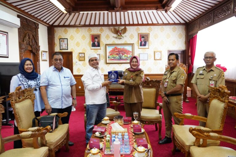 Rektor Universitas Moestopo Jalin Kerja Sama dengan Bupati Klaten