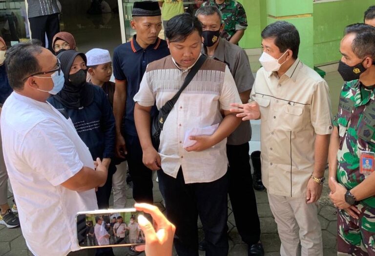 Kawal Penanganan Korban dengan Maksimal, Dirut Pertamina Patra Niaga Kunjungi Langsung Rumah Keluarga Korban