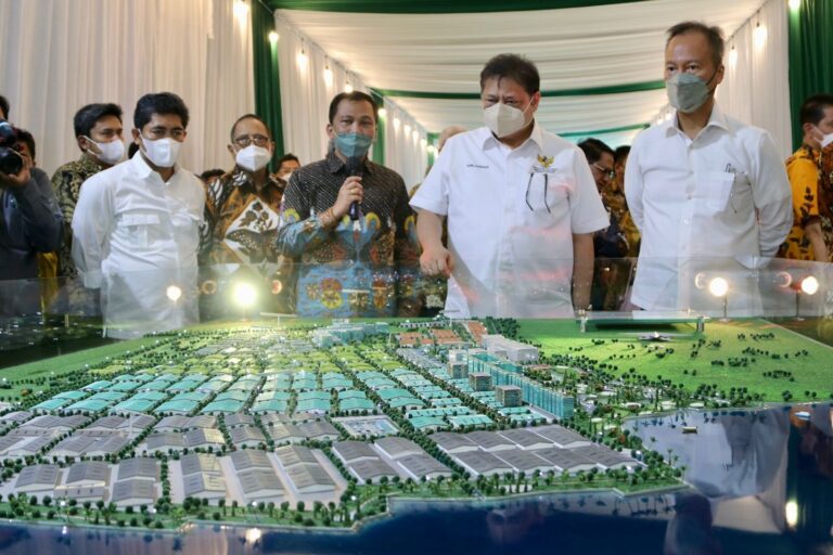 Airlangga Sebut KEK Kendal jadi Magnet Investasi di Jateng
