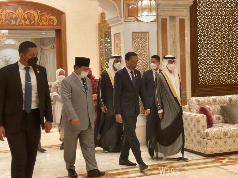 Disambut Prabowo, Presiden Jokowi Akan Temui Investor di Abu Dhabi