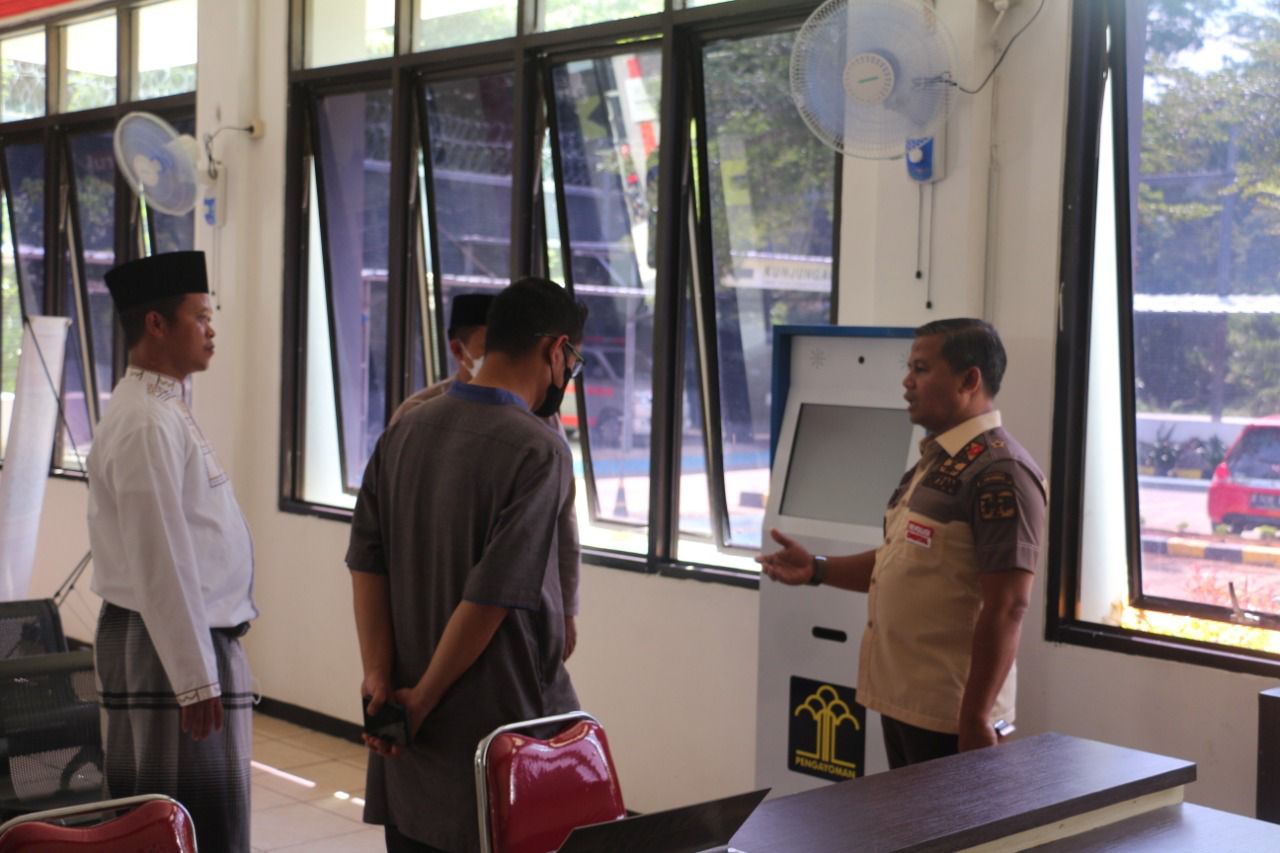 Cek Kesiapan Kunjungan Tatap Muka, Kadiv Pas Jabar Datangi Rutan Depok