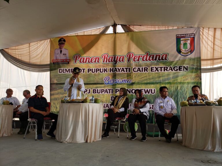 Terbukti Dongkrak Hasil Panen, Pj. Bupati Pringsewu Imbau Petani Gunakan Pupuk ExtraGen