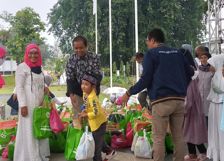 Sinergi Foundation Santuni Anak Yatim di Event Festival Radio 2022