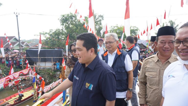 Resmikan Jembatan di Tangerang, Erick Thohir: Ini Wujud BUMN Peduli