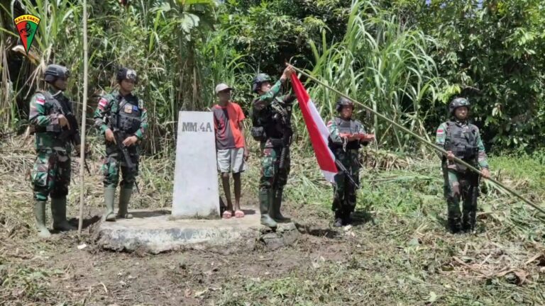 Peringati HUT RI ke-77, Satgas Yonif Patroli ke Tapal Batas Negara