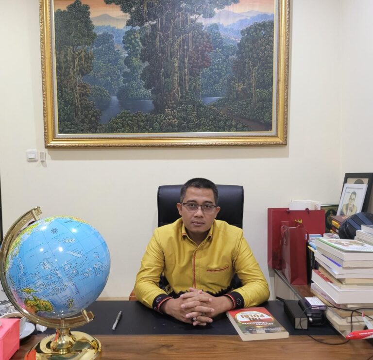 Simon: Sikap Kapolri Sudah Tepat, Menegakkan Hukum Tanpa Pandang Bulu