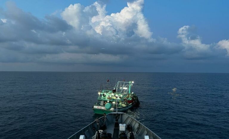 Bakamla Tangkap KIA Vietnam di Perairan Natuna Utara