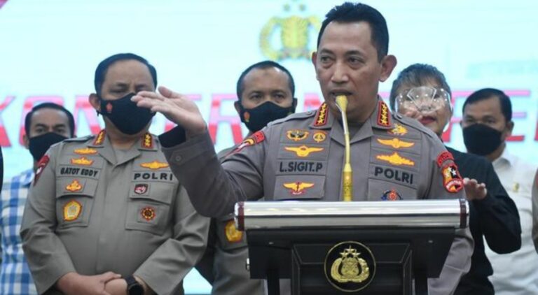 Kelompok Mahasiswa Desak Jokowi Copot Kapolri