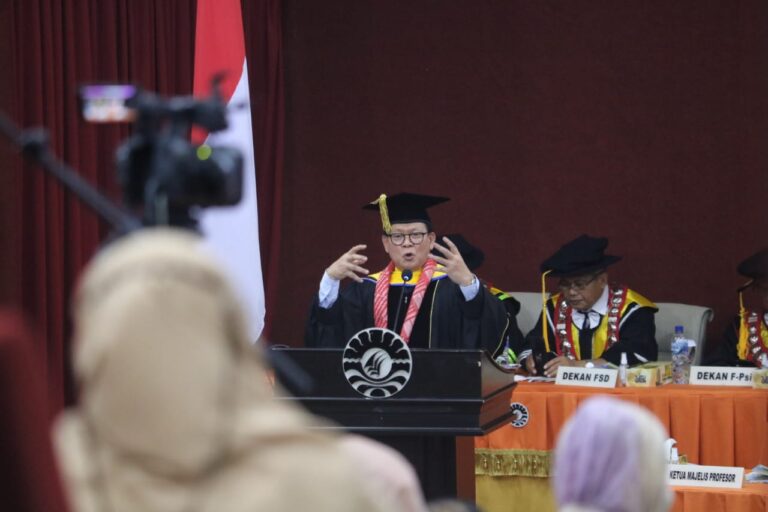 Dies Natalis ke-61 UNM, Prof Rokhmin beberkan Strategi ‘Memperkokoh Karakter Kewirausahaan’