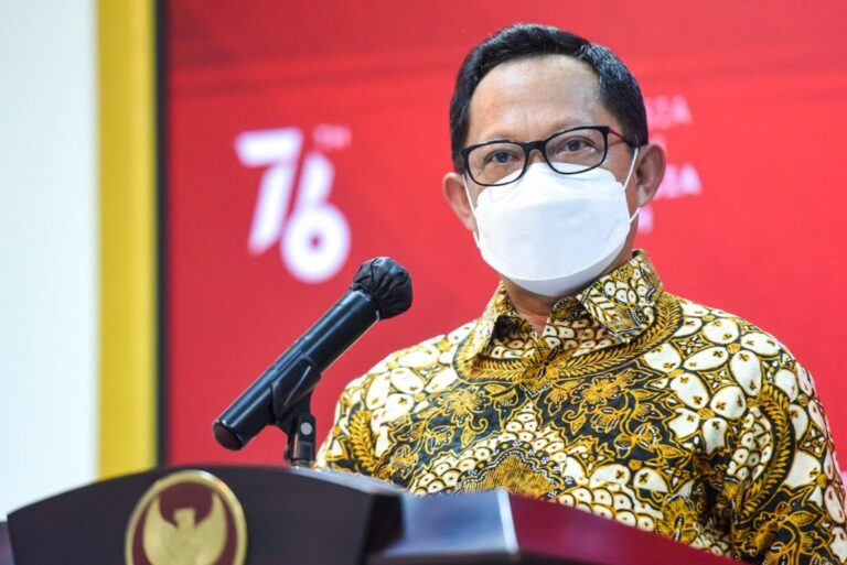 Tito Karnavian Minta Seluruh Kepala Daerah Optimalkan APBD