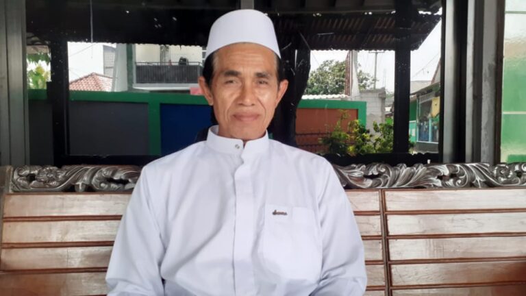 TNI Disebut Gerombolan, Ulama Depok Desak Effendi Simbolon Minta Maaf