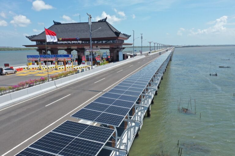 Dukung Presidensi G20, PLTS di Tol Bali-Mandara Beroperasi