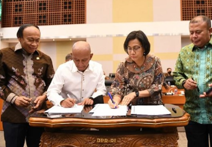 Sri Mulyani Sebut APBN 2021 Bekerja Sangat Keras