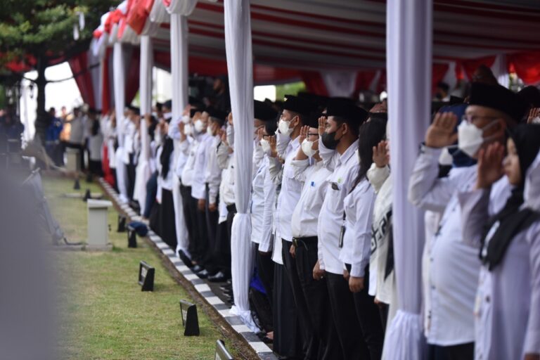 Upacara Peringatan HGN 2022, Kemenag sampaikan Apresiasi dan Penghargaan bagi Para Guru