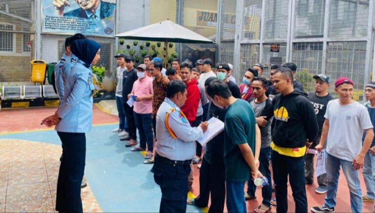 Puluhan Napi di Rutan Depok Bebas Bersyarat