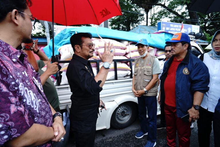 Sidak di Hari Natal, Mentan SYL Pastikan 12 Bahan Pokok di Sulsel Aman