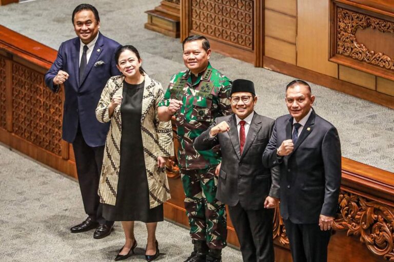 Puan Maharani Ingatkan Yudo Tugas Panglima TNI Tidak Mudah