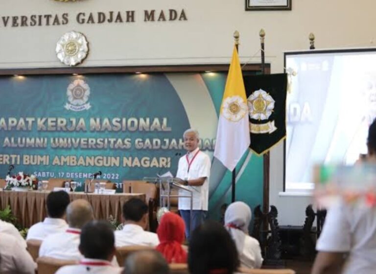 Ganjar Buka Rakernas Kagama: Jaga Persaudaraan Apapun Latar Belakangnya