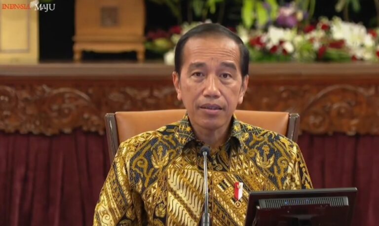 Cabut Aturan PPKM, Jokowi Sebut Pandemi Terkendali