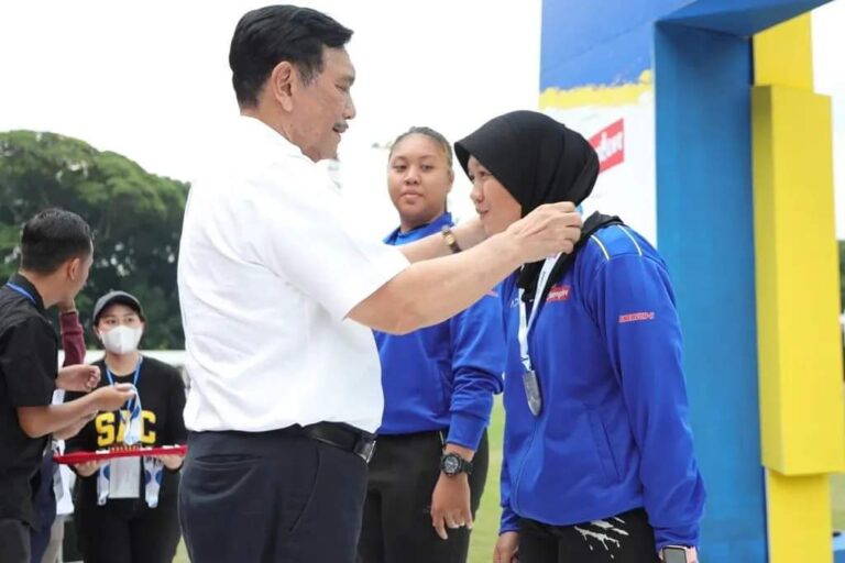 Minta Fasilitas GBK, Luhut Harap Cabor Atletik Lahirkan Talenta Terbaik