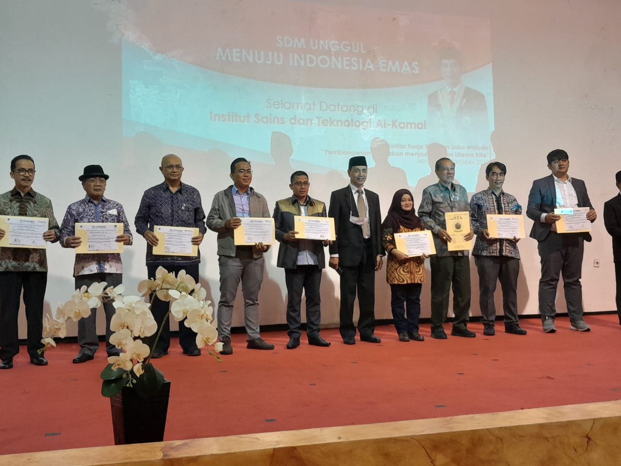 Program 2023, Rektorat ISTA Tandatangani Sejumlah MoU dan Launching Mobil Listrik