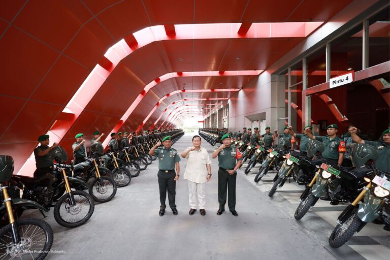 Beri Arahan, Prabowo Sebut Babinsa di Medan Ujung Tombak