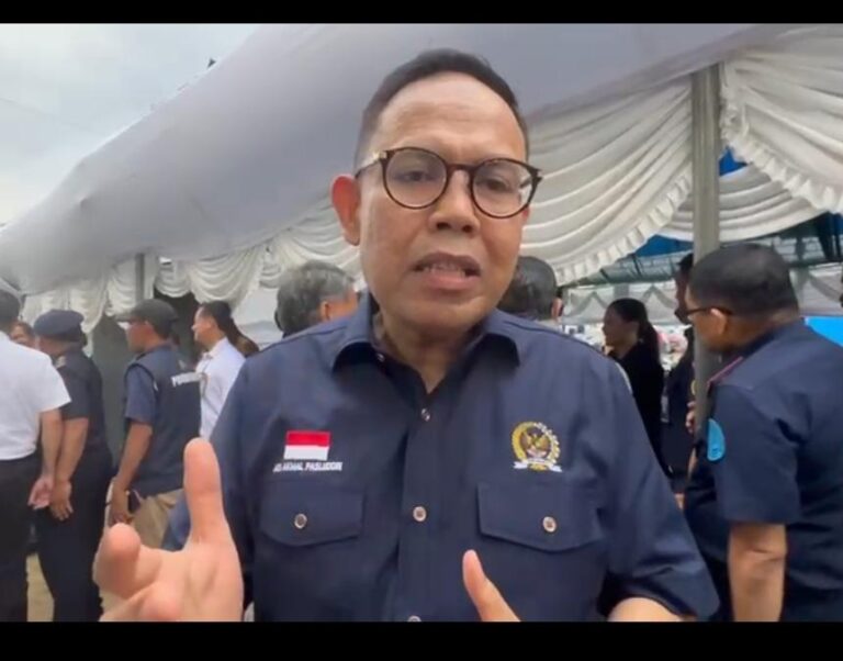 Momentum Panen Raya, DPR Minta Bulog Serap Gabah Petani Secara Maksimal