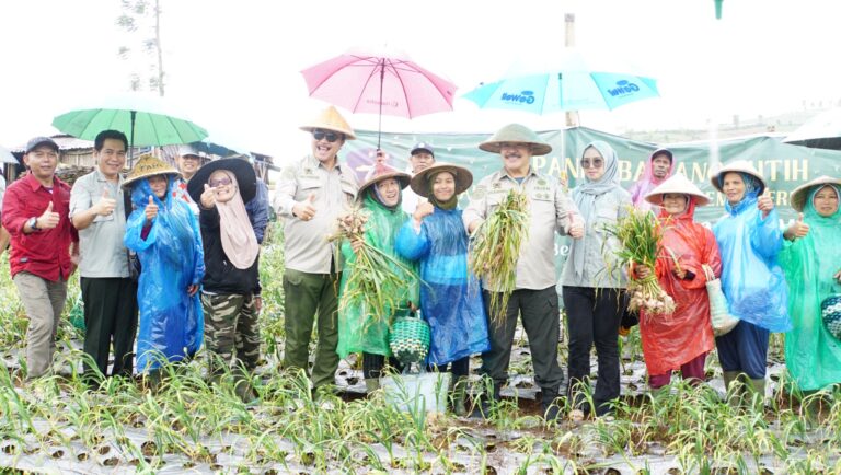Di Temanggung, Irjen Kementan Pastikan Ketersediaan Bawang Jelang Puasa dan Lebaran Dalam Posisi Aman