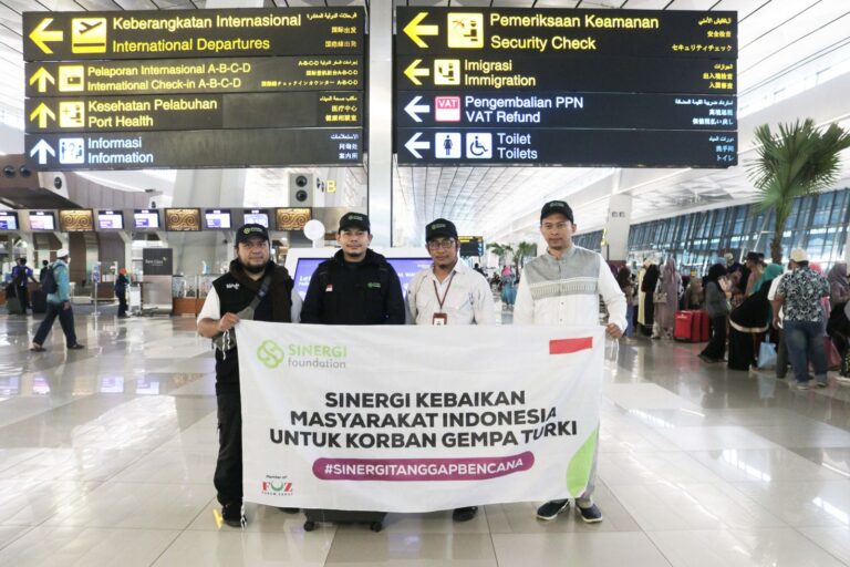 Sinergi Foundation Berangkatkan Tim Kemanusiaan ke Turki