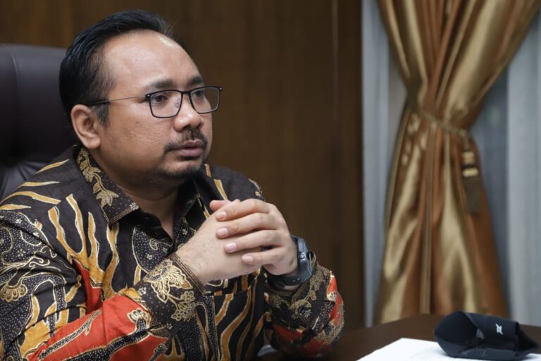 Menteri Agama Terbitkan Instruksi Percepat Implementasi Sertifikasi Halal Produk dan Kantin Kemenag