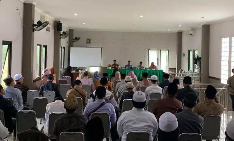 Kemenag Depok Sosialisasi ‘One Pesantren One Product’, Ini Targetnya